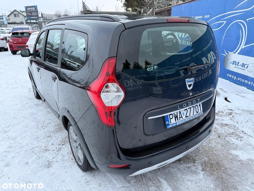 Dacia Lodgy dCi 110 Stepway Celebration - 8
