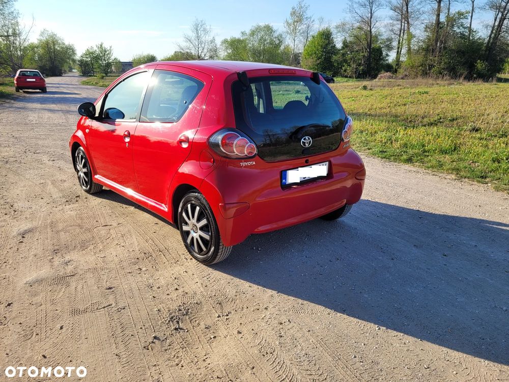 Toyota Aygo ckIN2U - 11