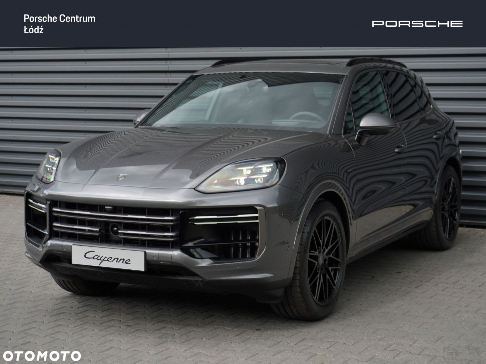 Porsche Cayenne - 1