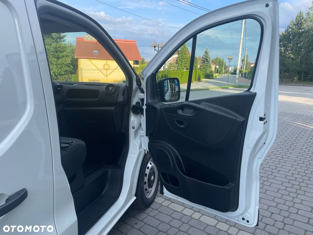 Renault Trafic Long Custom Vivaro Scudo Talento T6 Primastar Expert Jumpy - 19