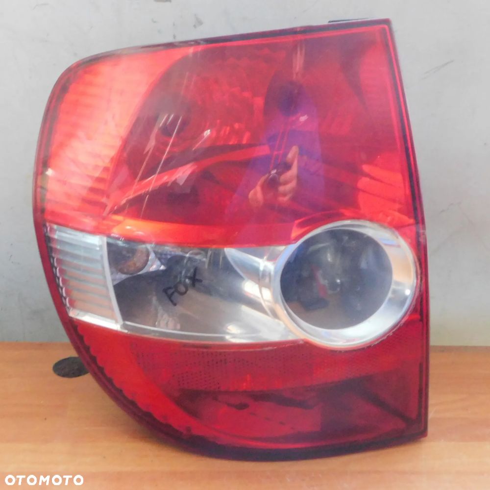 lampa lewa tył VW FOX - 1