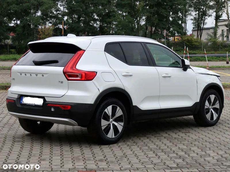 Volvo XC 40 T2 Essential - 1