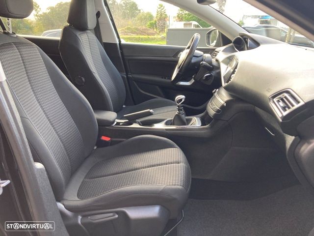 Peugeot 308 1.5 BlueHDi Style - 33