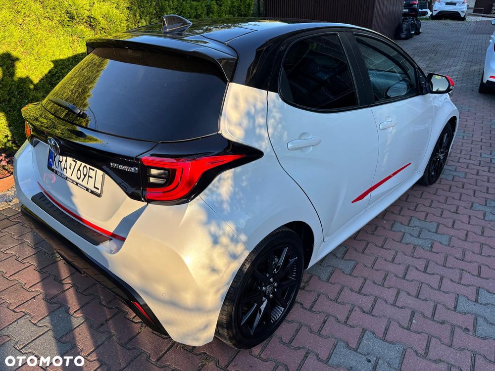 Toyota Yaris 116 1.5 VVT-i Black&White - 29