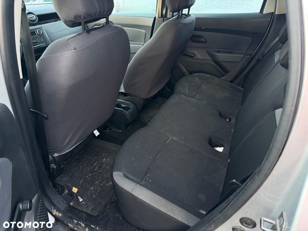 Dacia Duster 1.5 dCi Essential - 9