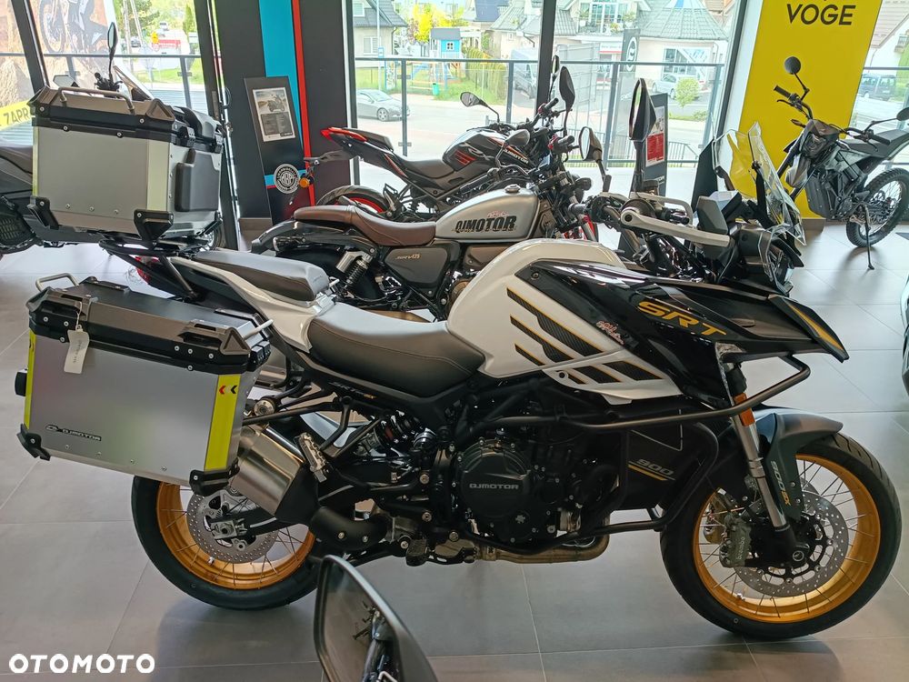 QJMOTOR SRT900SX - 5