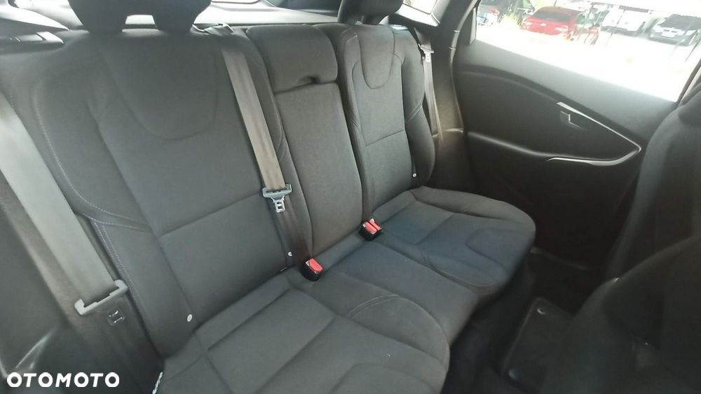 Volvo V40 - 4