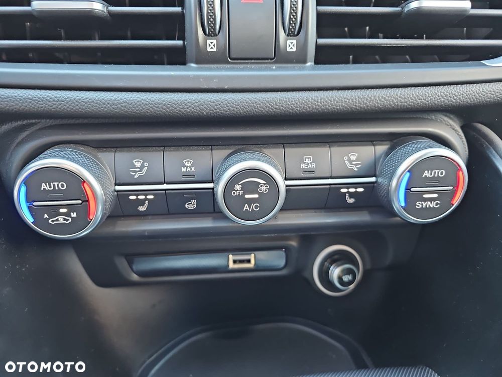 Alfa Romeo Giulia 2.0 Turbo Veloce Q4 - 20