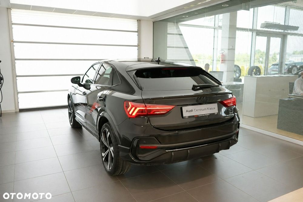 Audi Q3 Sportback - 3