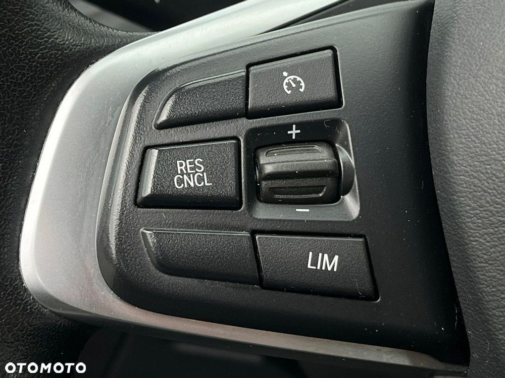 BMW X1 xDrive25e Advantage - 21