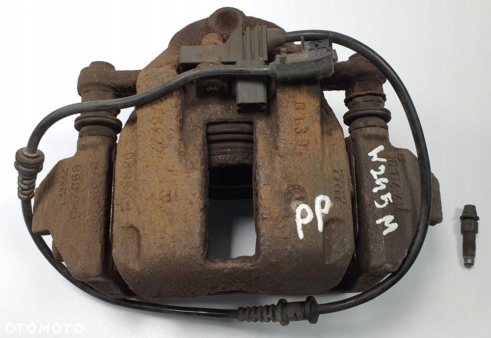 ZACISK HAMULCOWY PRAWY PRZÓD MERCEDES W245 1.7 B 8V - 1