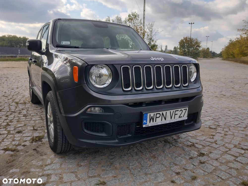 Jeep Renegade 1.6 E-TorQ Sport FWD - 12