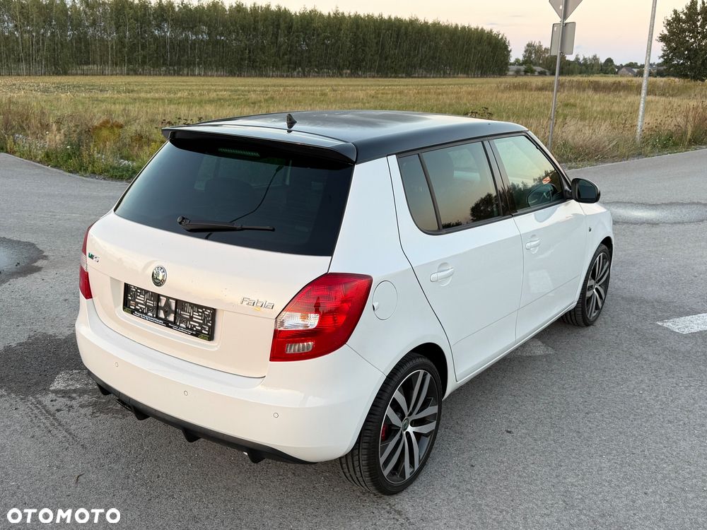 Skoda Fabia 1.4 TSI DSG RS - 8