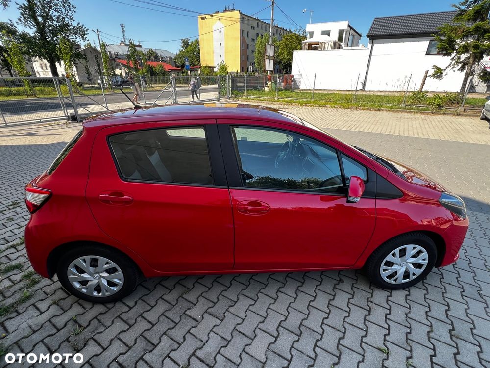 Toyota Yaris 1.5 Premium - 12
