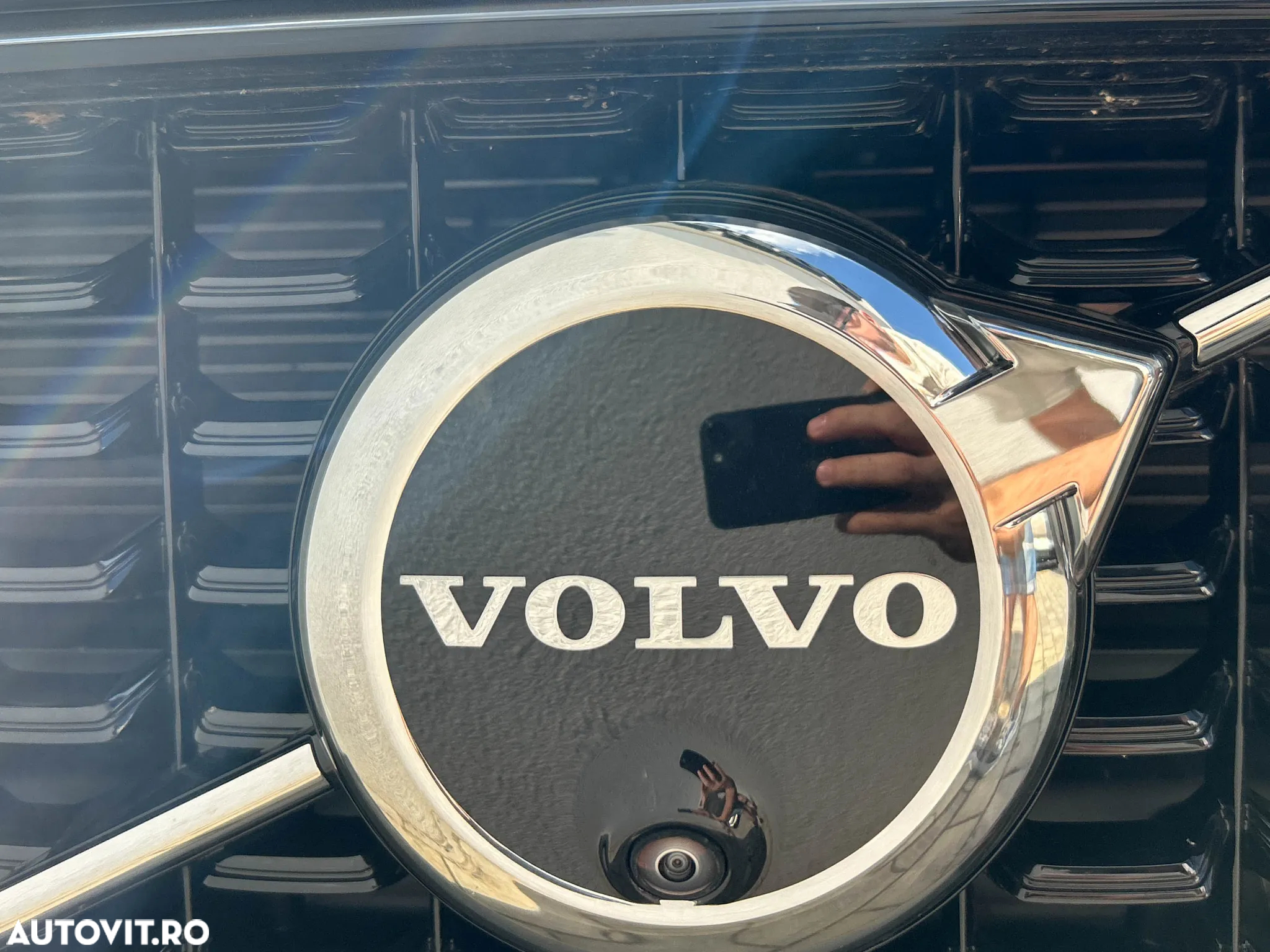 Volvo V60 B4 MHEV AT Plus Dark - 33
