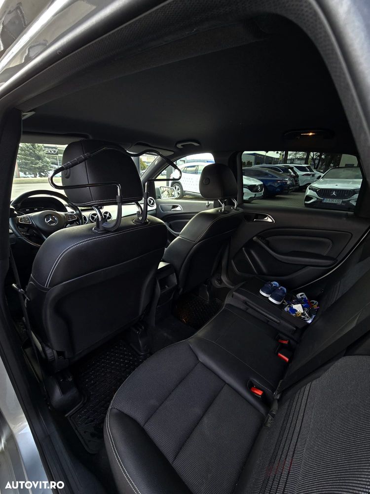 Mercedes-Benz B 180 - 8