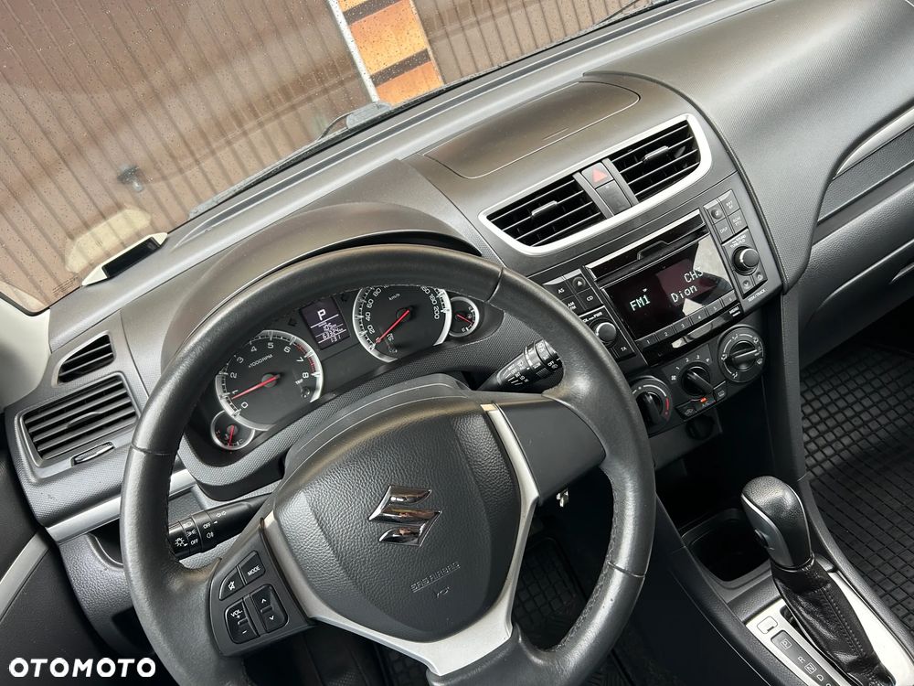 Suzuki Swift - 4