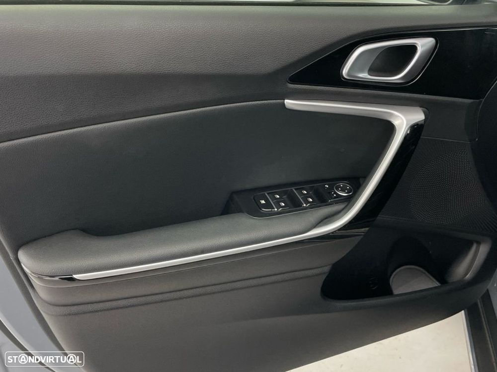 Kia XCeed 1.0 T-GDI GT-Line - 17