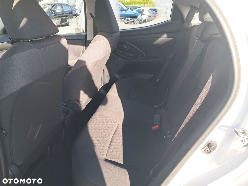 Toyota Yaris 1.5 Comfort - 17