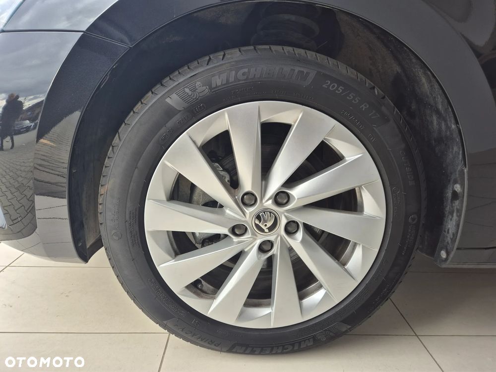 Skoda Octavia 1.5 TSI Selection - 10