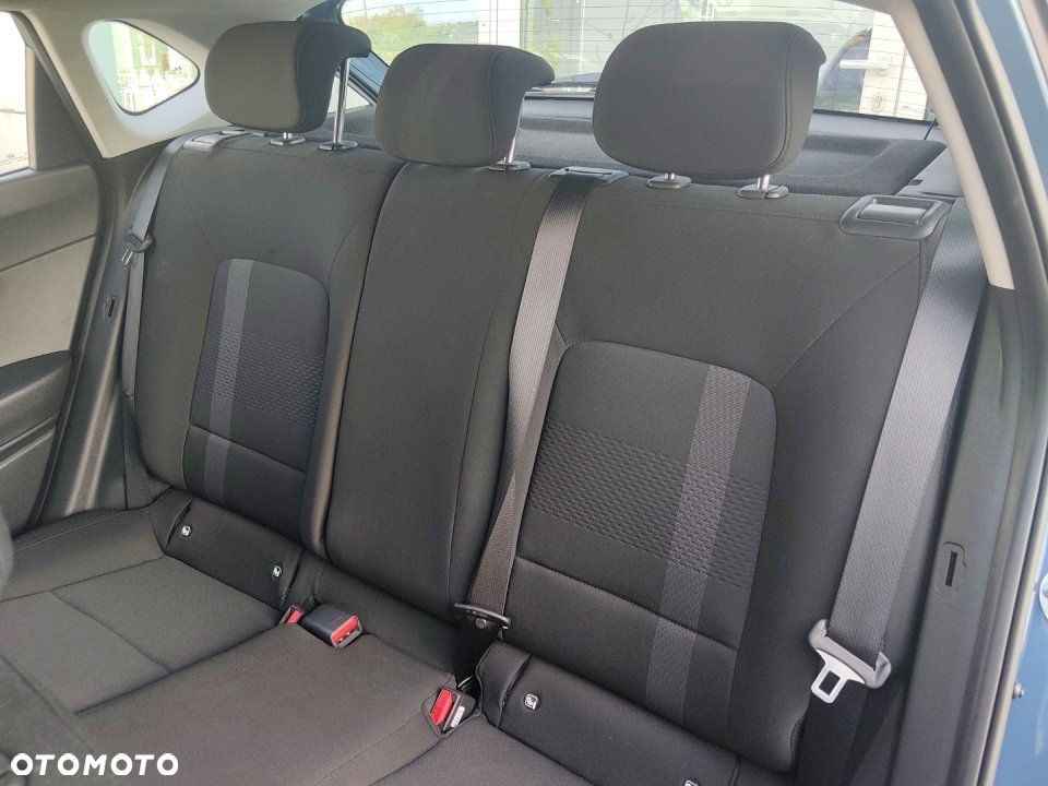 Hyundai i20 - 18