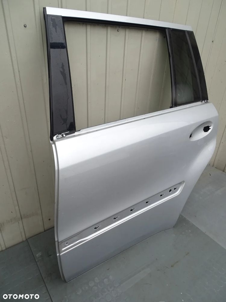 MB GL X 164 Drzwi lewy tył C775 - 7