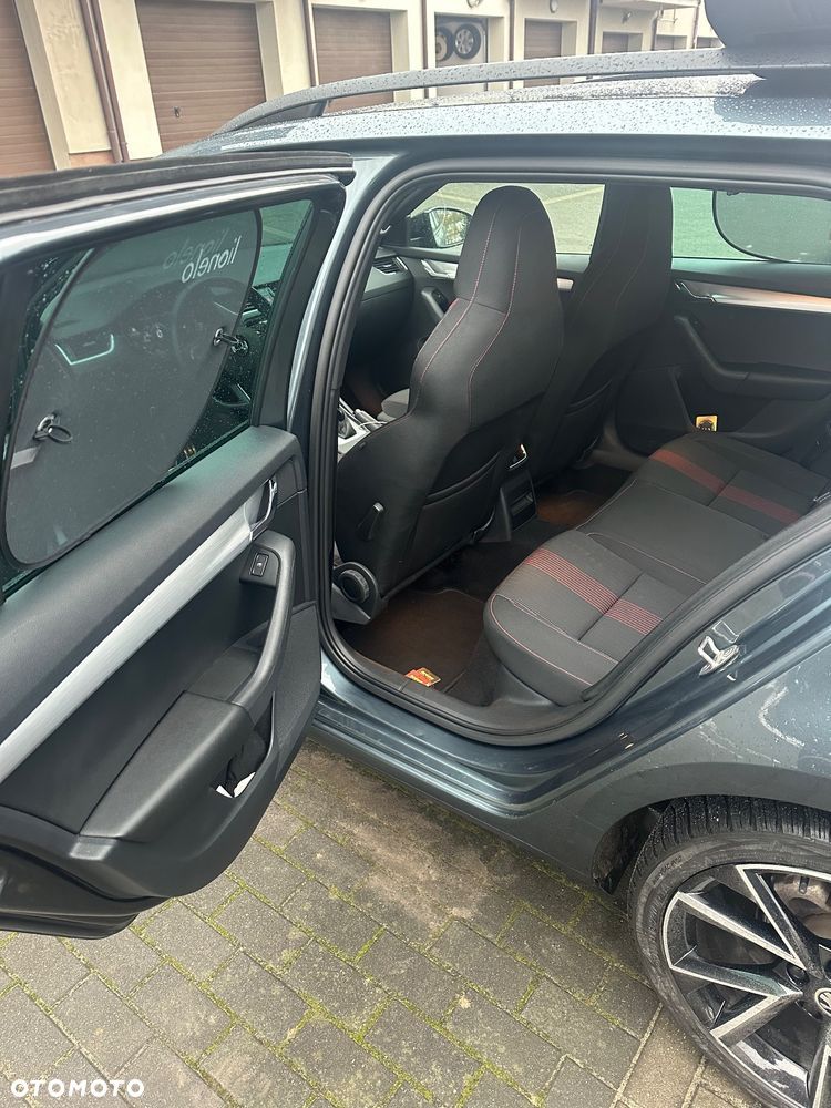Skoda Octavia 1.6 TDI Ambition DSG - 22