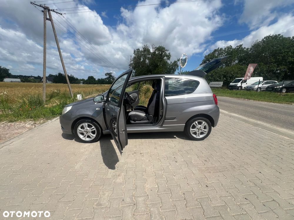 Chevrolet Aveo - 24