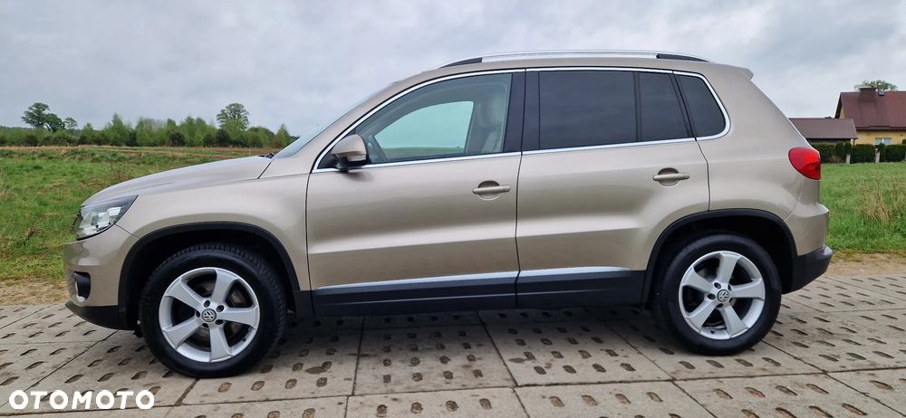 Volkswagen Tiguan 2.0 TDI DPF 4Motion BlueMotion Technology Exclusive - 11