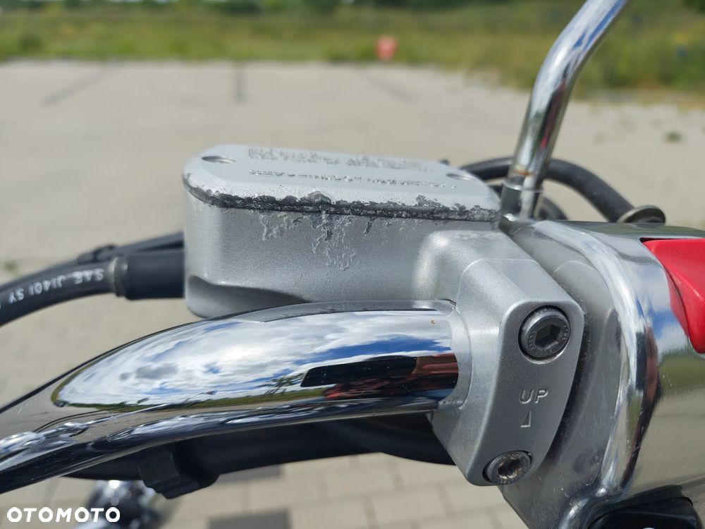 Yamaha V Star - 35