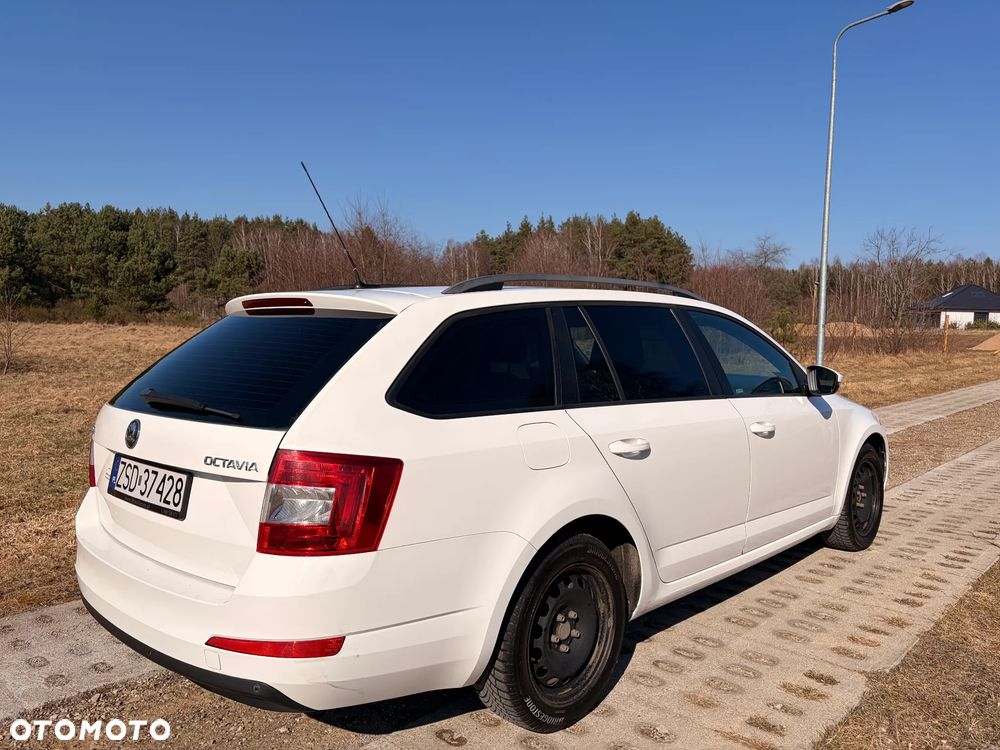 Skoda Octavia 1.6 TDI Ambition - 4