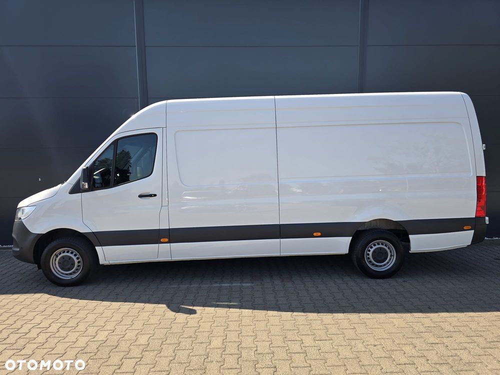 Mercedes-Benz SPRINTER 317 - 4