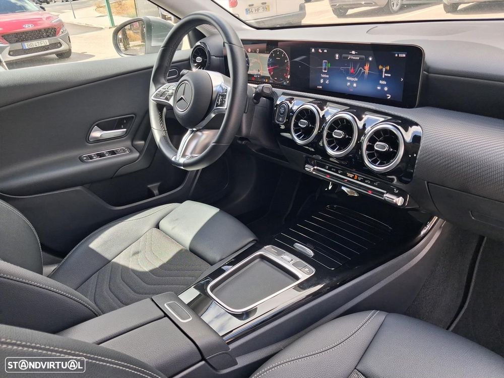 Mercedes-Benz A 200 Standard - 15