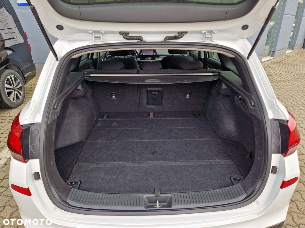 Hyundai i30 1.0 T-GDI Smart - 12