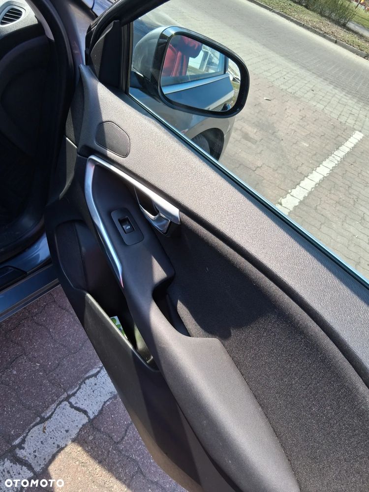 Volvo V40 - 9