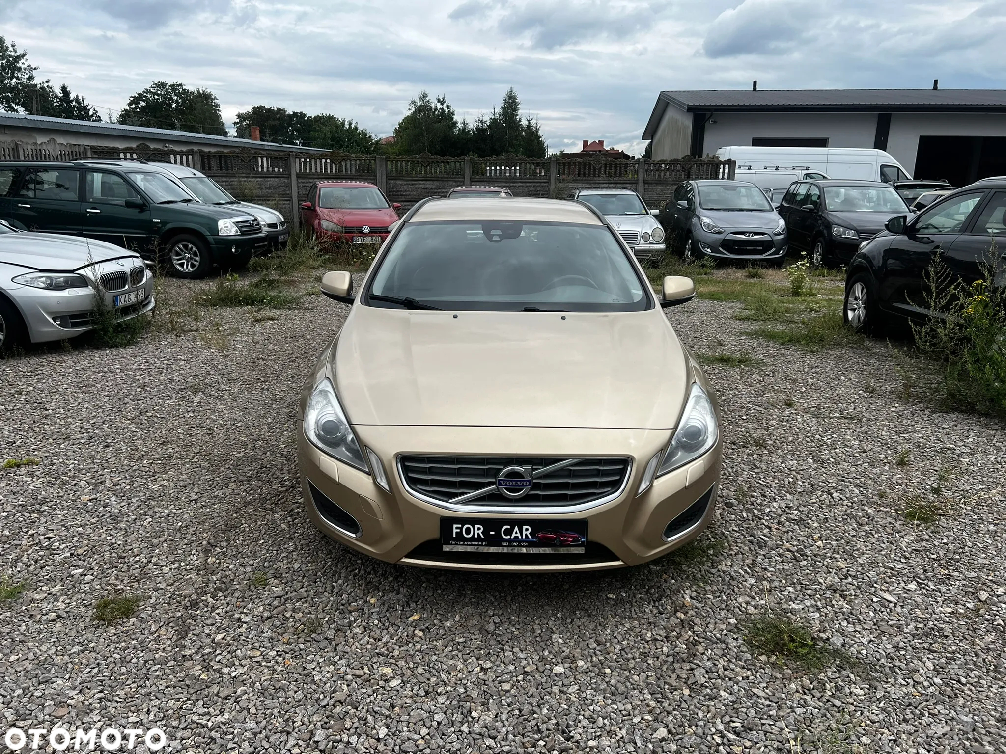 Volvo V60 DRIVe Momentum - 9