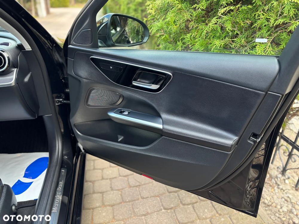 Mercedes-Benz Klasa C 220 d 9G-TRONIC Avantgarde - 12