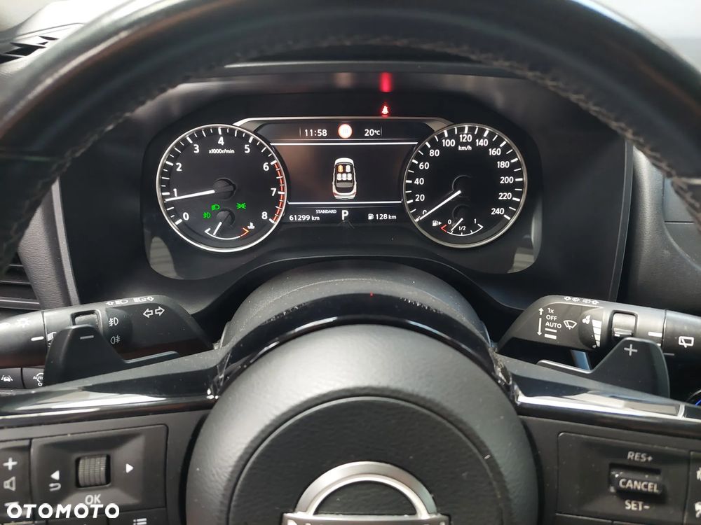 Nissan Qashqai 1.3 DIG-T mHEV N-Connecta Xtronic - 16
