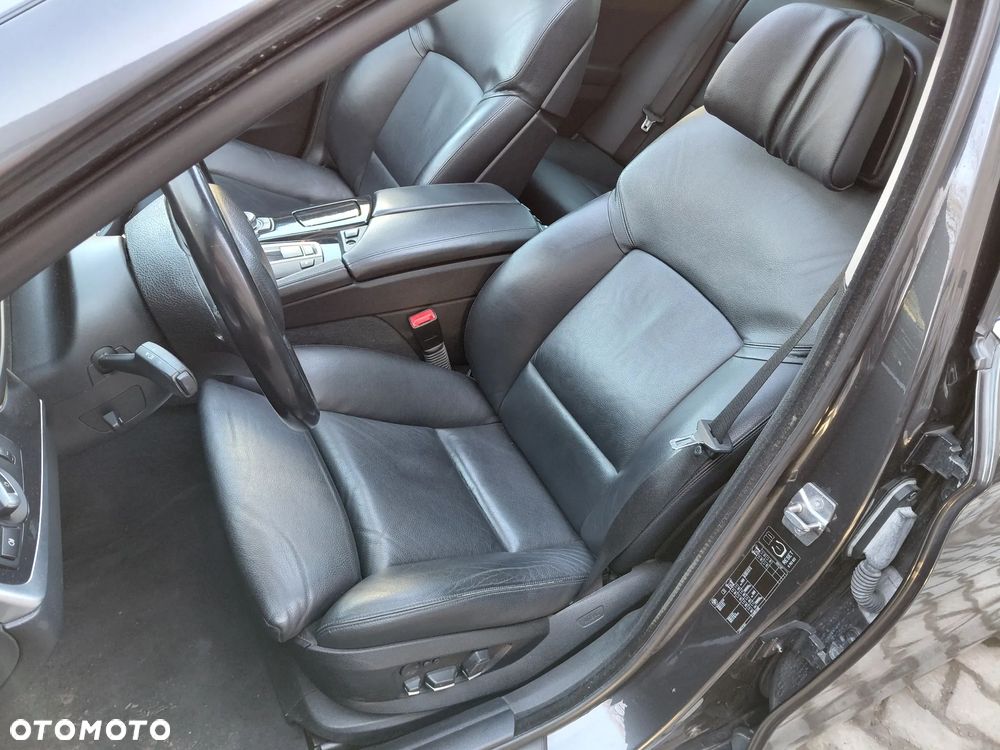 BMW Seria 5 520d Modern Line - 9