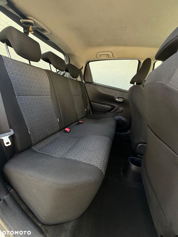 Toyota Yaris 1.33 Prestige - 18