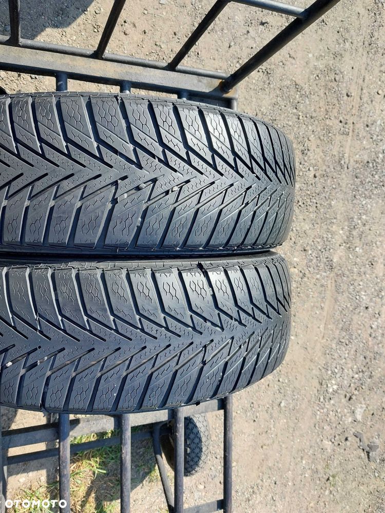 Opony zimowe 175.55.15 Continental - 1