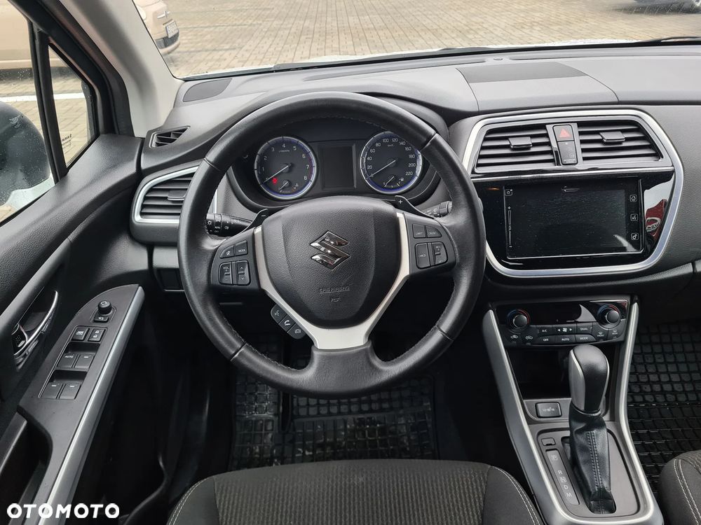 Suzuki SX4 S-Cross 1.4 T Premium - 9