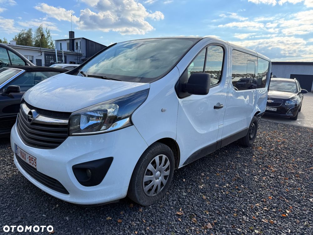 Opel Vivaro - 1