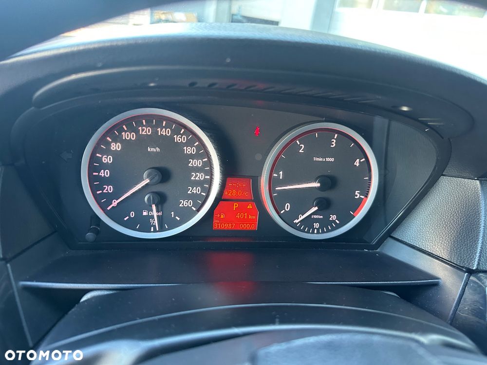 BMW Seria 5 - 8