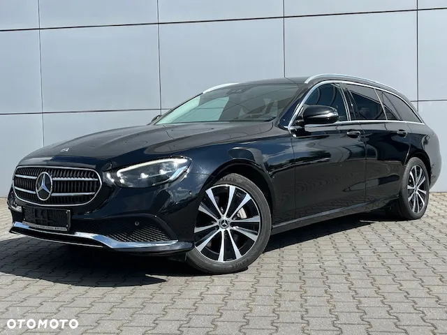 Mercedes-Benz Klasa E 300 de Avantgarde - 2