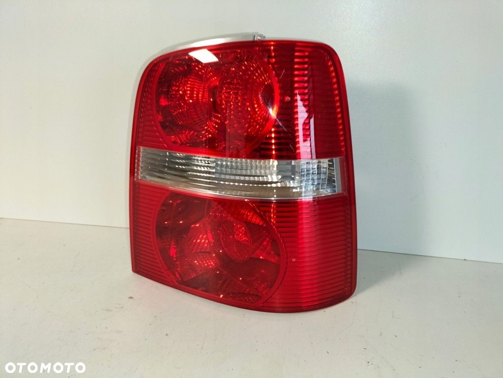 VW TOURAN I 03+ PRAWA TYLNA LAMPA ORYGINAŁ - 3