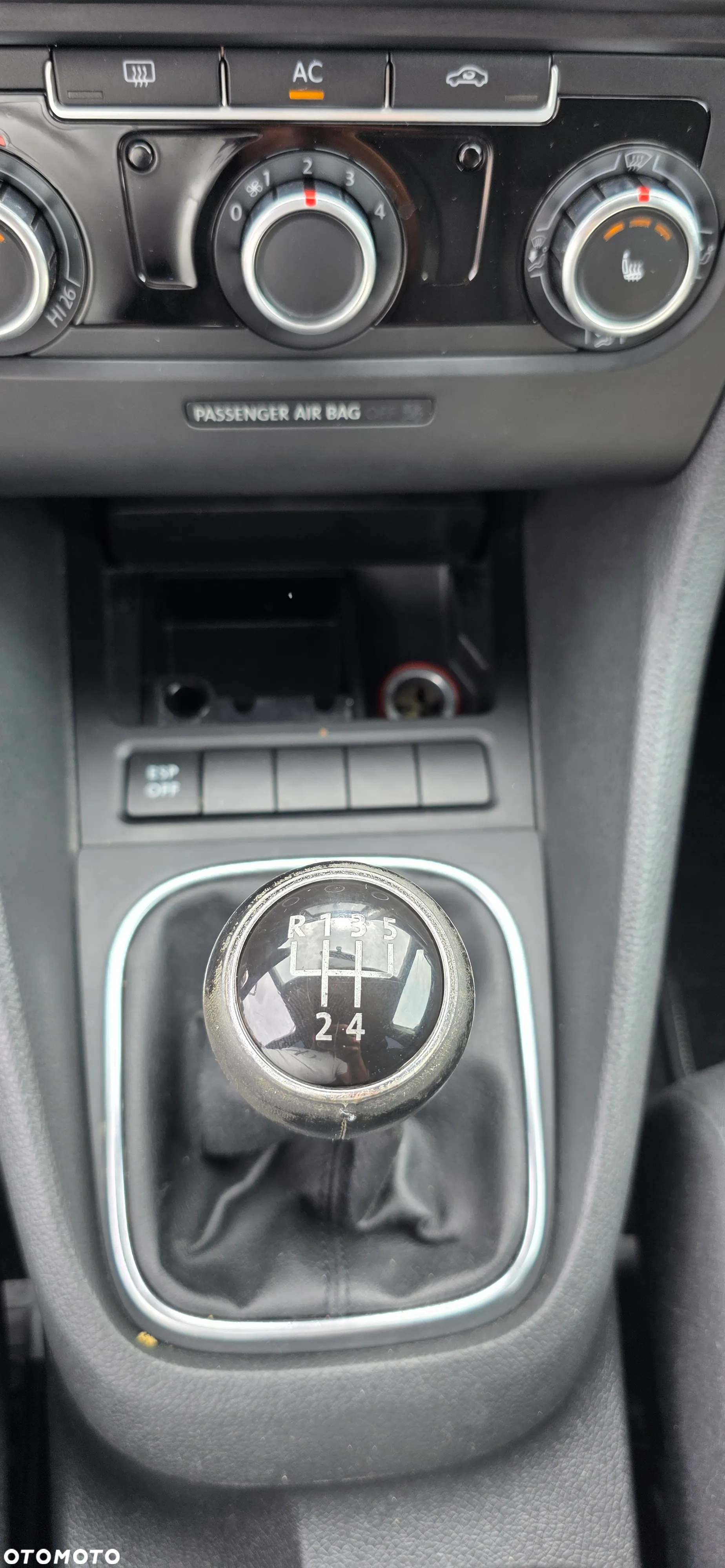 Volkswagen Golf 1.6 Comfortline - 13