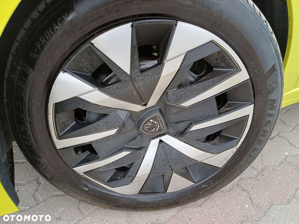 Peugeot 208 1.2 PureTech Active Pack S&S - 9