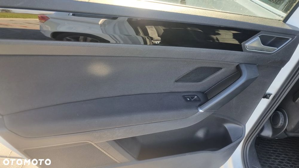 Volkswagen Touran 2.0 TDI BMT Highline DSG - 20