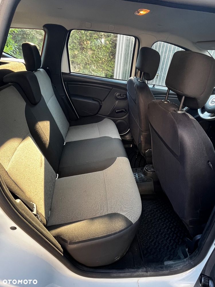 Dacia Duster 1.6 16V 105 4x2 Laureate - 7